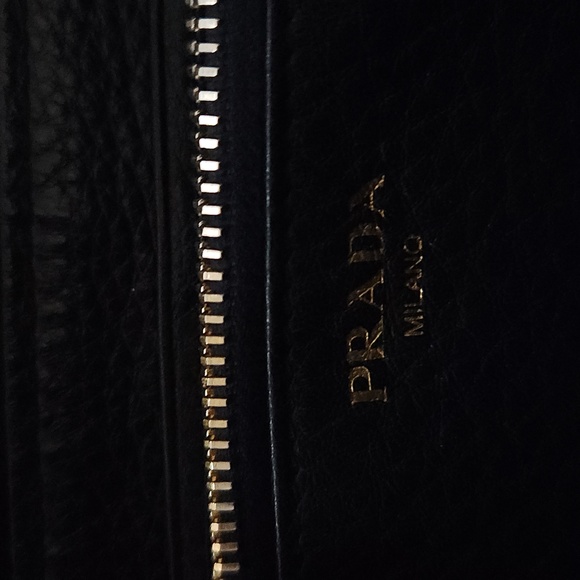 PRADA Zippy Long Wallet - Picture 9 of 12